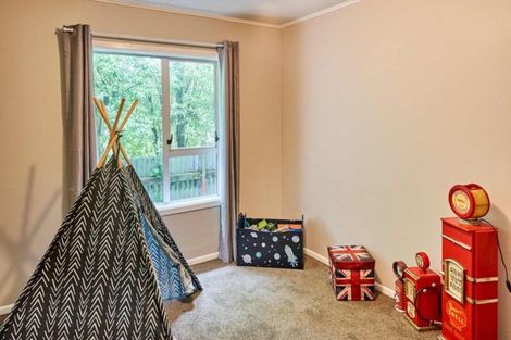 Photo of property in 72 Hair Street, Wainuiomata, Lower Hutt, 5014