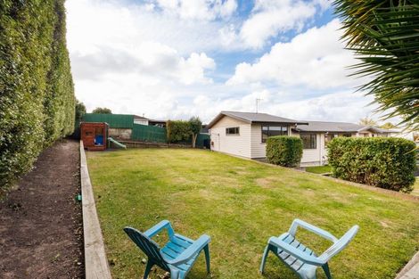 Photo of property in 24 Heatherlea Heights, Feilding, 4702