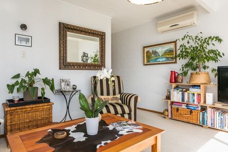 Photo of property in 2/14 Alpers Terrace, Marewa, Napier, 4110