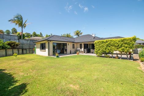 Photo of property in 17 Danny Place, Pyes Pa, Tauranga, 3112