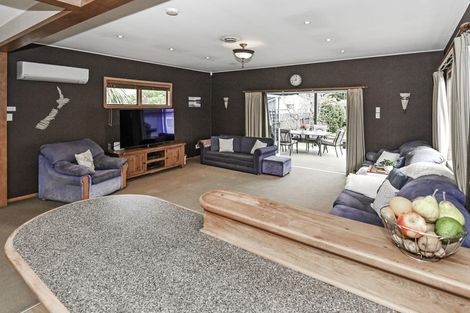 Photo of property in 112 Murdoch Road West, Raureka, Hastings, 4120