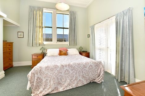 Photo of property in 45 Karaka Street, Helensville, 0800