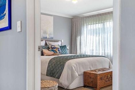 Photo of property in 19a Kawaha Point Road, Fairy Springs, Rotorua, 3015