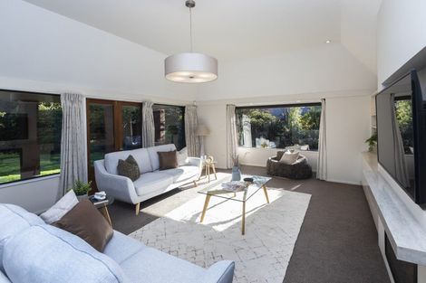 Photo of property in 9 Frith Place, Burnside, Christchurch, 8053