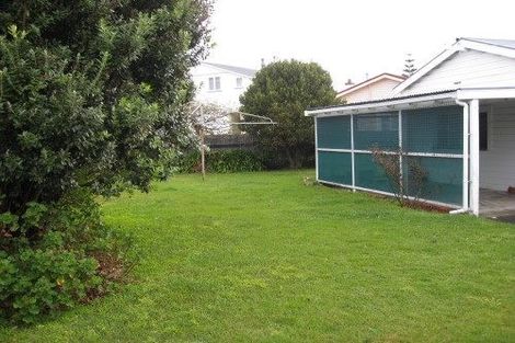 Photo of property in 6 Strathavon Road, Miramar, Wellington, 6022