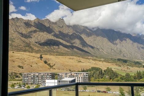 Photo of property in Wyndham Gardens Apartments, 30 Red Oaks Drive, Frankton, Queenstown, 9300