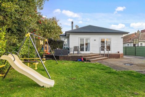 Photo of property in 9 Wallace Crescent, Glenholme, Rotorua, 3010