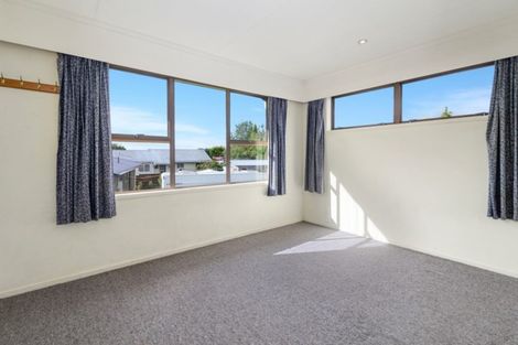 Photo of property in 27 Rewarewa Street, Owhata, Rotorua, 3010