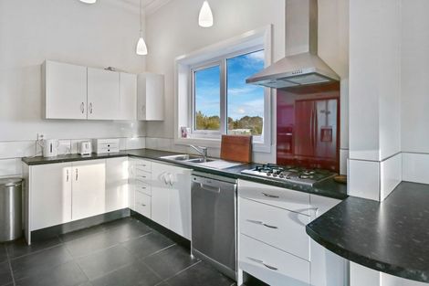 Photo of property in 21 Hetta Street, Foxton, 4814