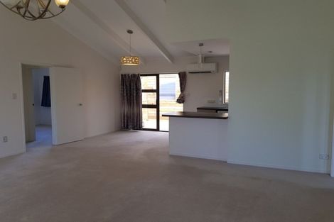 Photo of property in 65 Kurnell Drive, Botany Downs, Auckland, 2010