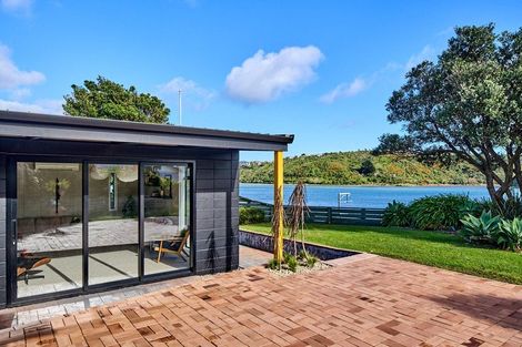 Photo of property in 6 Brora Crescent, Papakowhai, Porirua, 5024