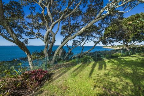 Photo of property in 275 Beach Road, Campbells Bay, Auckland, 0630