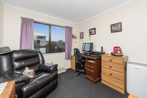 Photo of property in 18 Wye Street, Rongotea, 4476