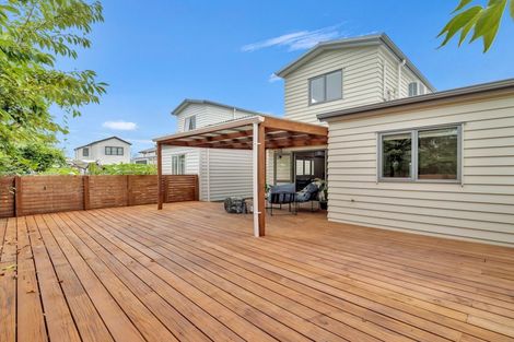 Photo of property in 10 Tribute Loop, Takanini, 2112