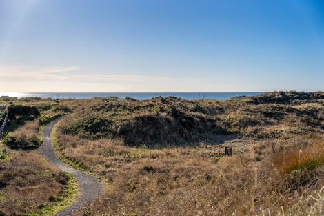 Photo of property in 36 Raukawa Road, Peka Peka, Waikanae, 5391