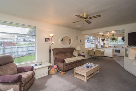 Photo of property in 6 Clyde Carr Crescent, Waimataitai, Timaru, 7910