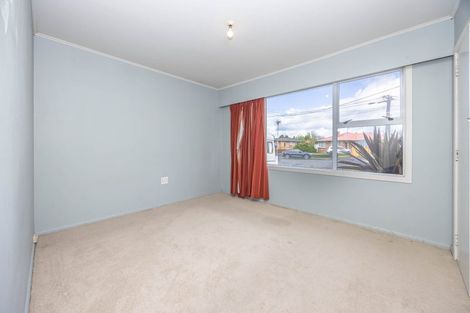 Photo of property in 16 Thornton Place, Melville, Hamilton, 3206