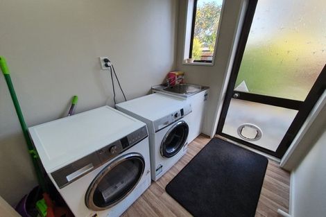 Photo of property in 2/27 Mortlake Street, Islington, Christchurch, 8042