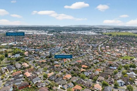 Photo of property in 32 Delmont Close, East Tamaki Heights, Auckland, 2016
