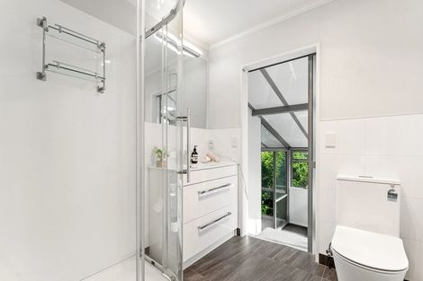 Photo of property in 769b Whangaparaoa Road, Manly, Whangaparaoa, 0930