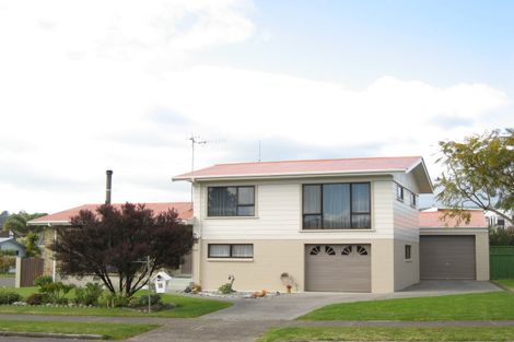 Photo of property in 18 Pouwhare Street, Whakatane, 3120