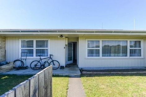 Photo of property in 2/707 Alexandra Street, Parkvale, Hastings, 4122