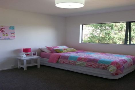 Photo of property in 1/20 Elliott Avenue, Bayview, Auckland, 0629