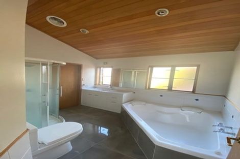 Photo of property in 1/83 East Coast Road, Castor Bay, Auckland, 0620