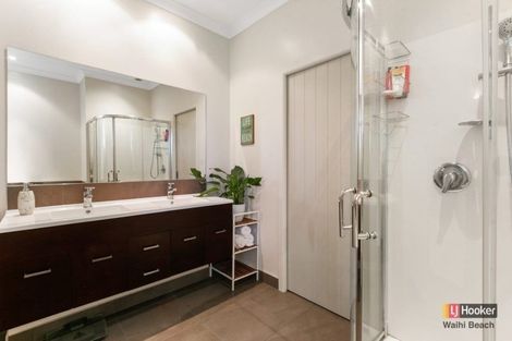 Photo of property in 42 Ocean Breeze Drive, Waihi Beach, 3611