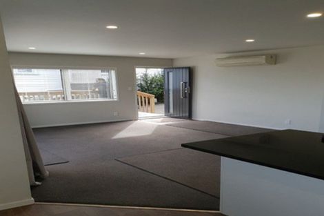 Photo of property in 25c View Road, Henderson, Auckland, 0612