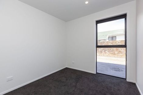 Photo of property in 28a Sussex Street, Levin, 5510