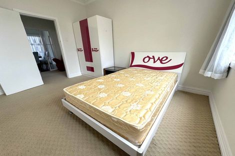 Photo of property in 85 Nile Road, Milford, Auckland, 0620