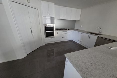 Photo of property in 16 Highgate Drive, Rangiora, 7400