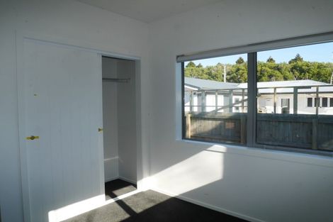 Photo of property in 5a Wairere Grove, Paraparaumu, 5032
