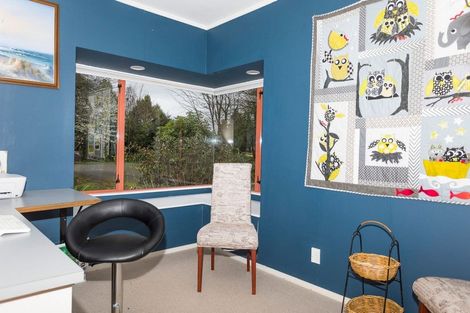 Photo of property in 10 Guinane Street, Dannevirke, 4930