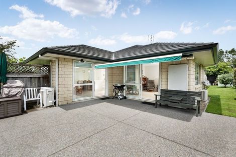Photo of property in 8 Maniaroa Drive, Katikati, 3129