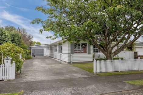 Photo of property in 8 Regal Street, Levin, 5510