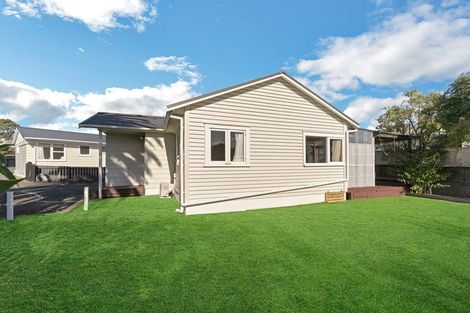 Photo of property in 11b Inver Street, Glen Eden, Auckland, 0602