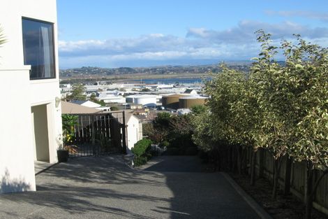 Photo of property in 36a Roslyn Road, Bluff Hill, Napier, 4110