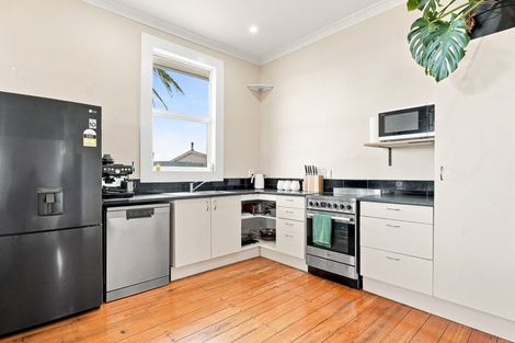 Photo of property in 18 Bryce Street, Castlecliff, Whanganui, 4501