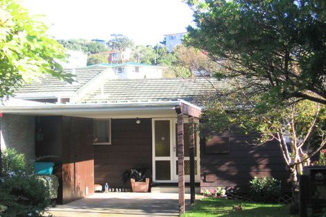 Photo of property in 5b Ballina Drive, Churton Park, Wellington, 6037