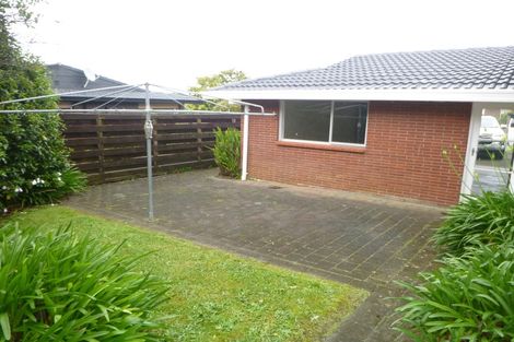 Photo of property in 42 James Evans Drive, Northcote, Auckland, 0627