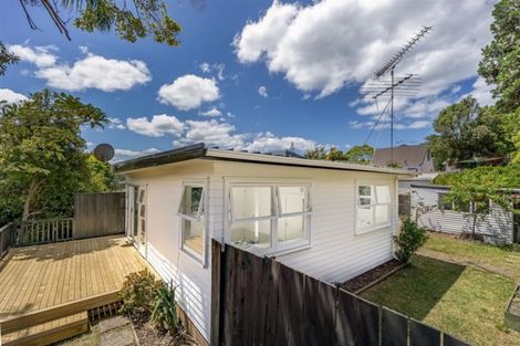 Photo of property in 2/126 Stredwick Drive, Torbay, Auckland, 0630