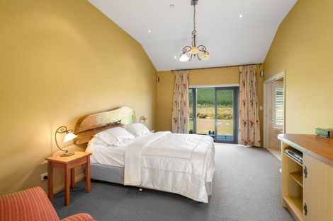 Photo of property in 82 Opoutere Road, Whangamata, 3691