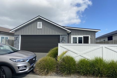 Photo of property in 5 Ascarina Way, Papamoa Beach, Papamoa, 3118