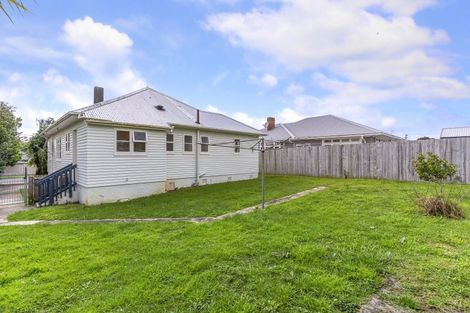 Photo of property in 48 Premier Avenue, Point Chevalier, Auckland, 1022