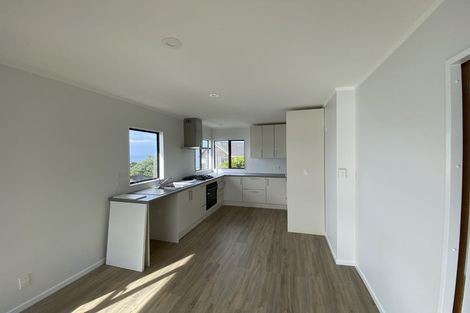 Photo of property in 13 Bury Grove, Strathmore Park, Wellington, 6022