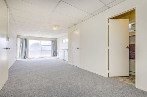 Photo of property in 2/1 West Street, Papakura, 2110