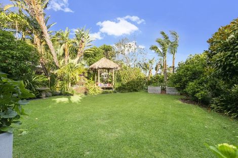 Photo of property in 7 Vaughan Crescent, Murrays Bay, Auckland, 0630