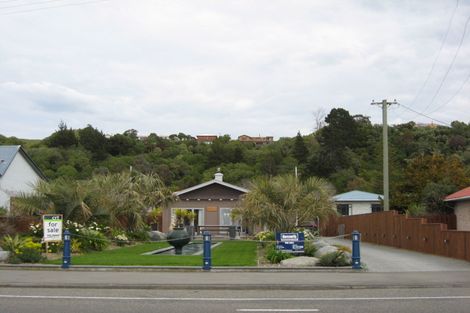 Photo of property in 178 Esplanade, Kaikoura, 7300